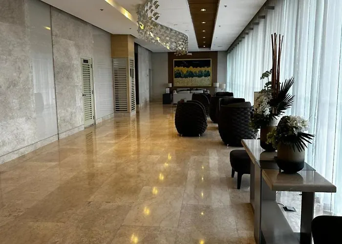 Gateway Mall Of Shore 3 Hotel